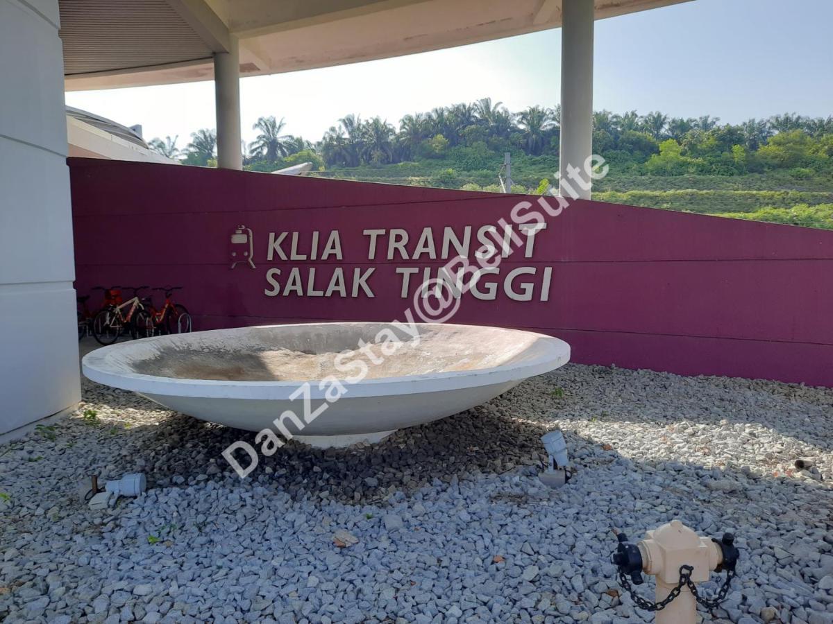 Danzastay@Bellsuite Sepang Exterior foto